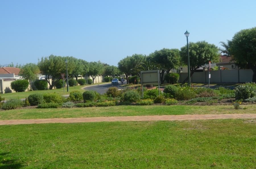 3 Bedroom Property for Sale in Heritage Park Western Cape